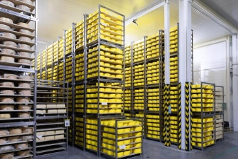 انبارداری سردخانه‌ای