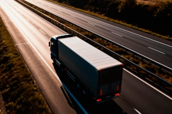 حمل با کامیون کامل